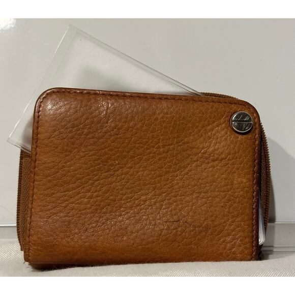 Buxton Brown Leather Fan Credit Card Holder one Zip Wallet Small Leather Preppy - Picture 6 of 6